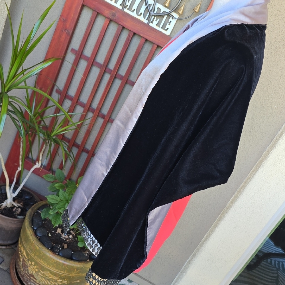 Victoria's Secret Black and Silver Beaded Wrap. - Picture 4 of 7